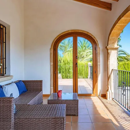 Villa Caseta Pearl By *
